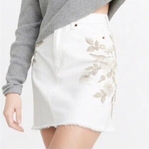 Abercrombie & Fitch Womn 0R/25 Embroidered Zoe Natural Rise Vintage A-Line Skirt